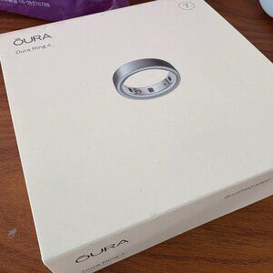 Oura Ring 4 - Brushed Silver Size 7 NIB